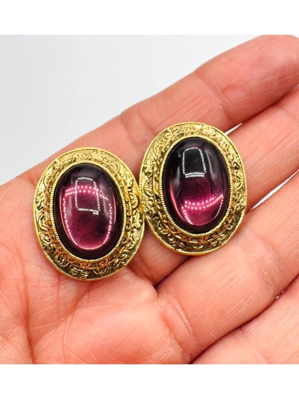 Vintage Purple Cabochon Gold Tone Post Earrings